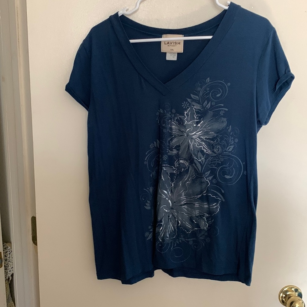 Lavish V Neck Teal T-Shirt. Size 1X